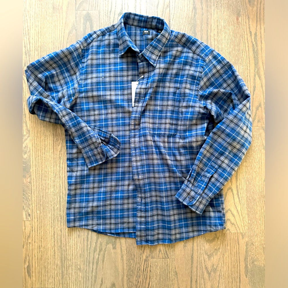 Uniqlo Flannel Men. New. Size Medium